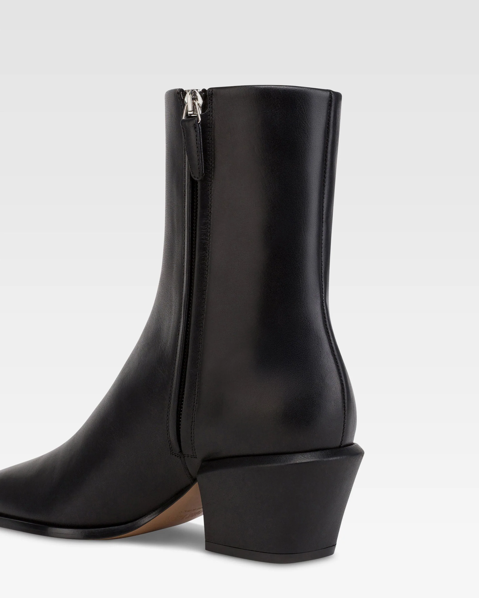 Ankle boots in black calf leather. - Image 5