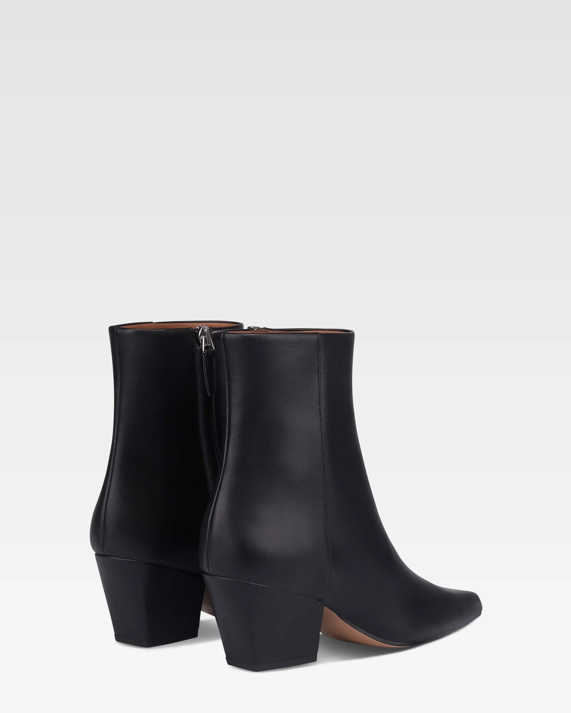 Ankle boots in black calf leather - Image 3