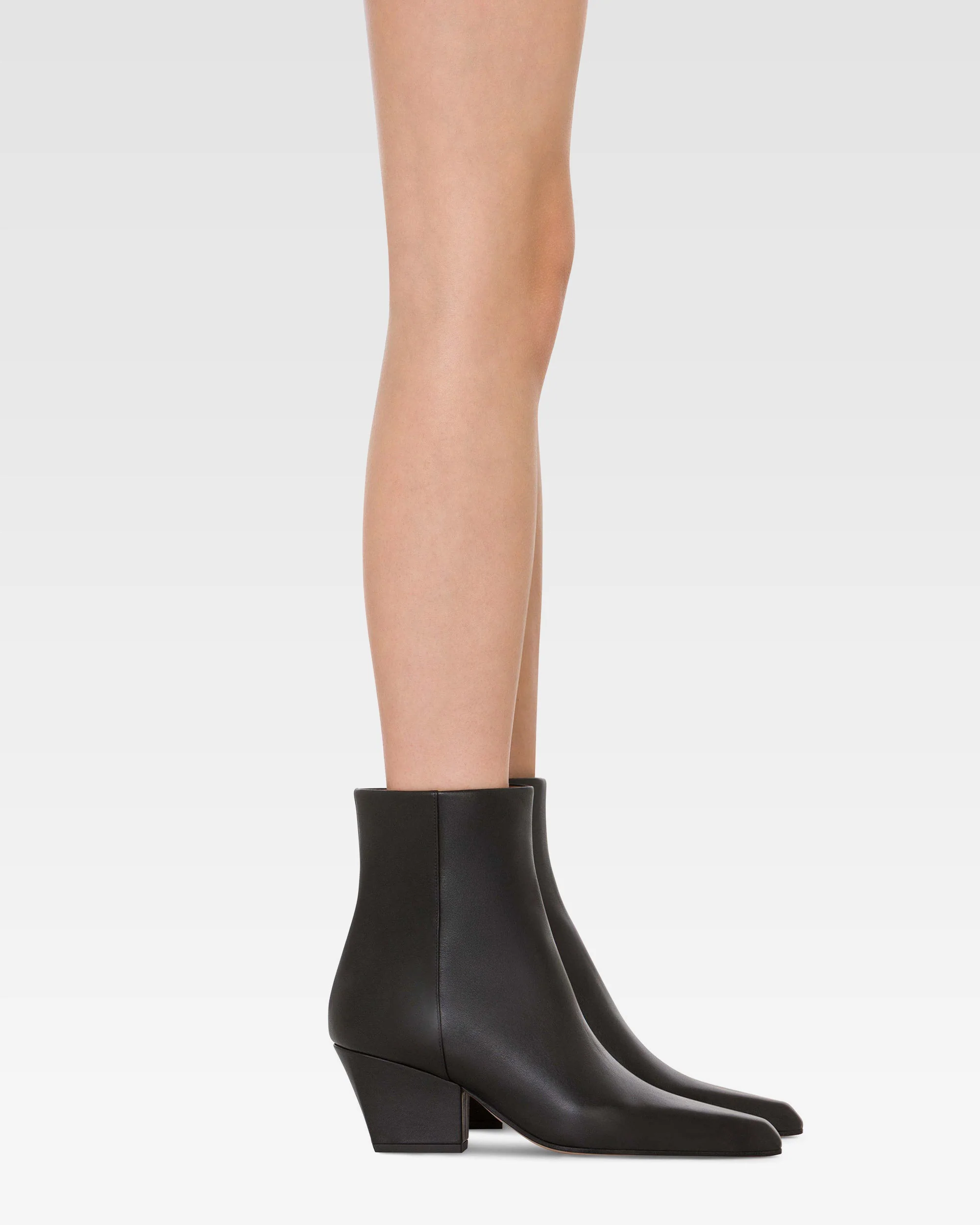 Ankle boots in black calf leather - Image 6
