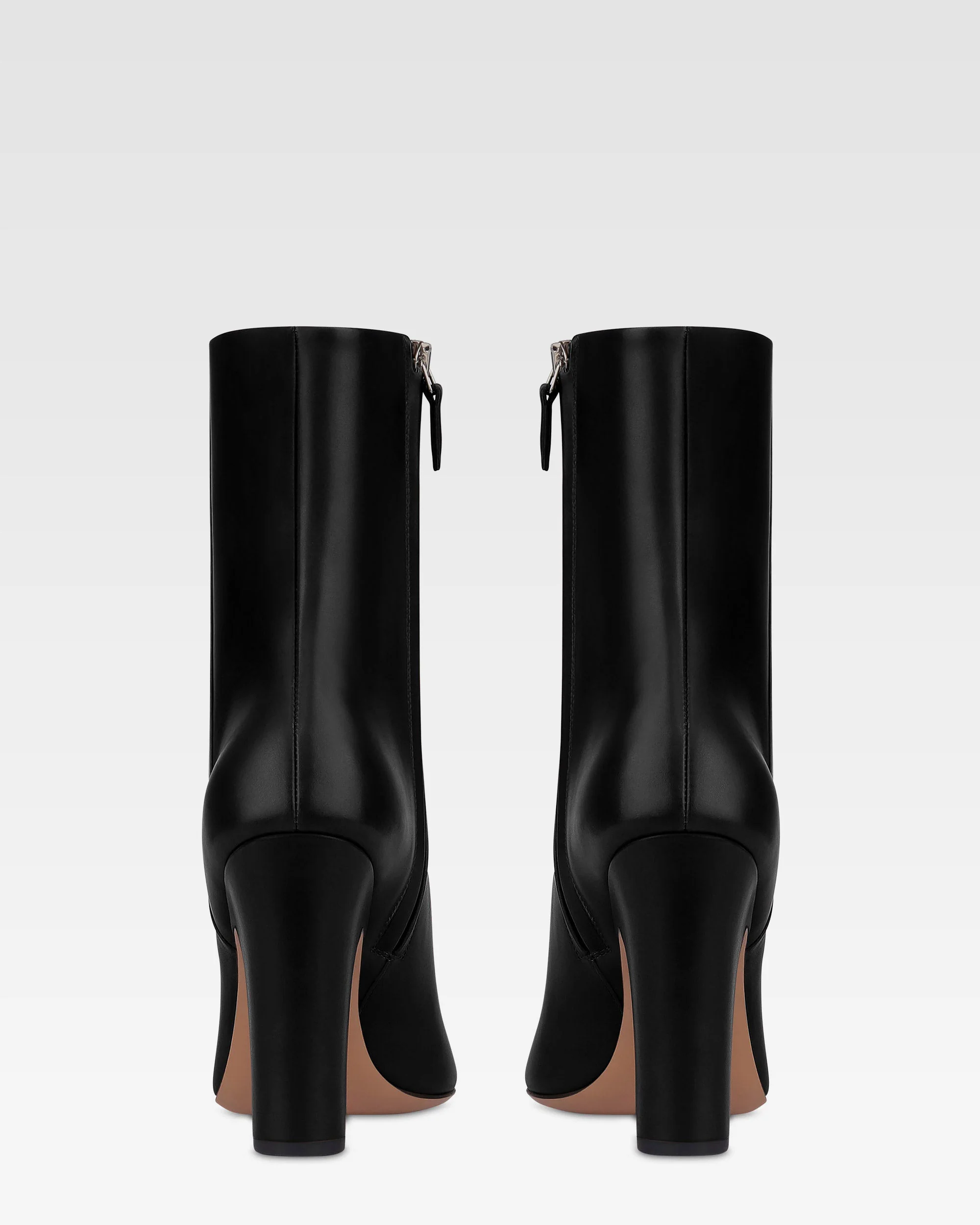 Ankle boots in black calf leather - Image 4