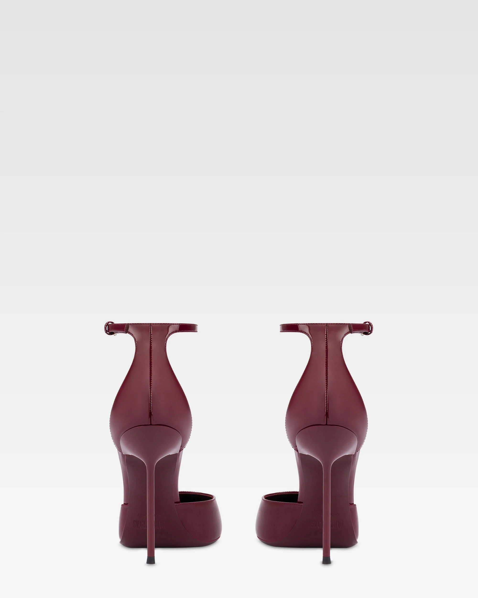 Ankle-strap pumps in rouge noir patent leather - Image 4