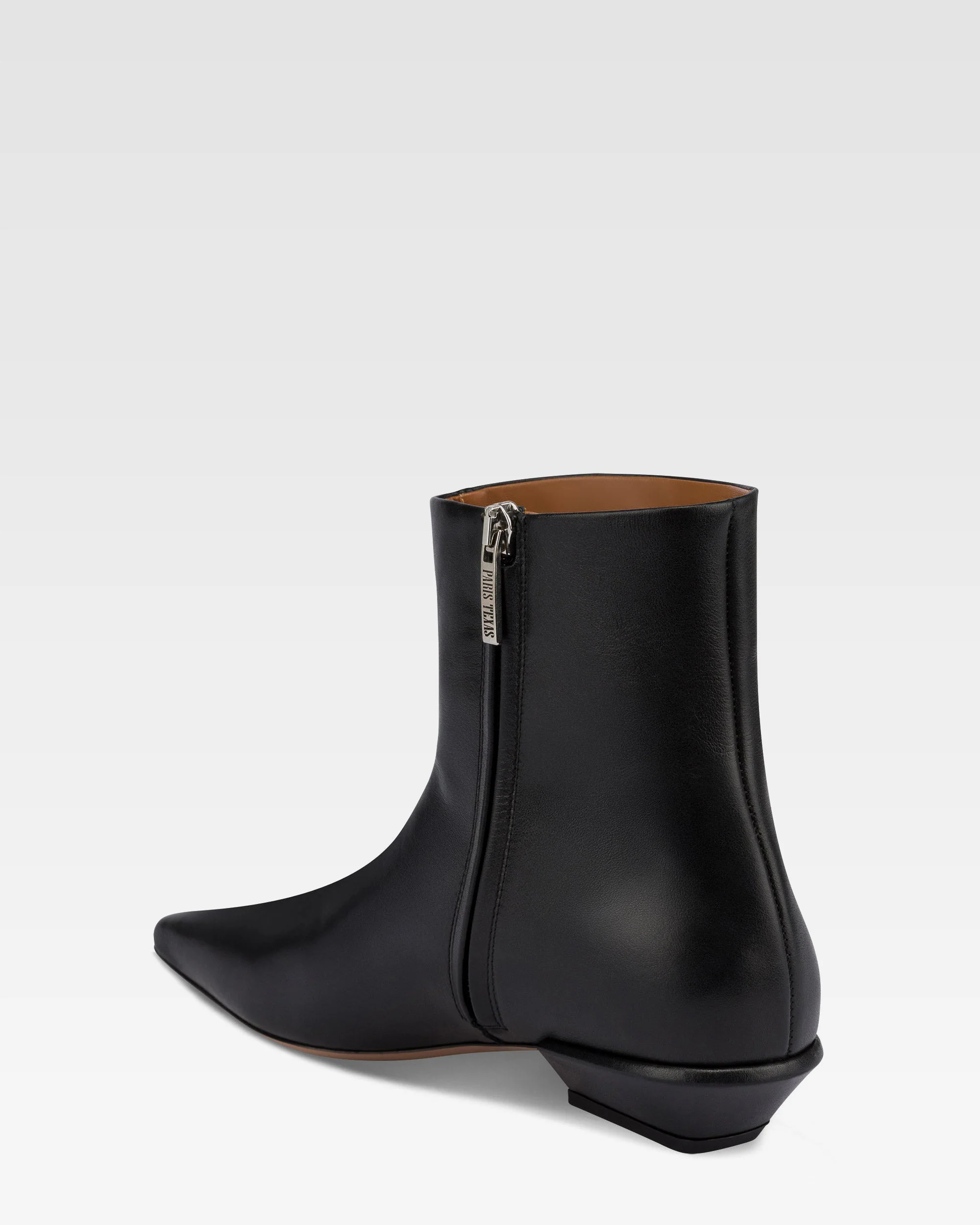 Boots in black leather - Image 5