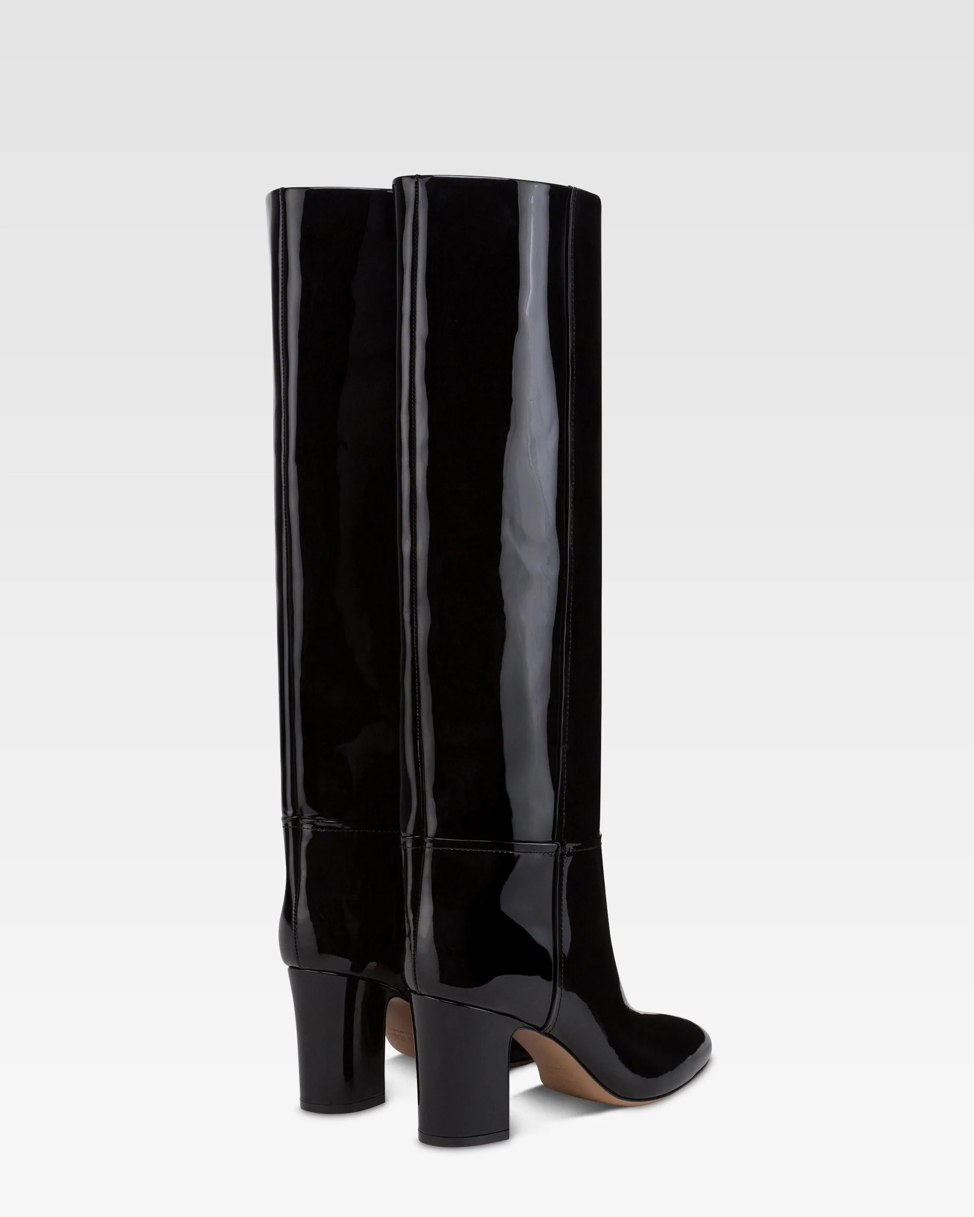 Boots in black patent leather. - Image 3