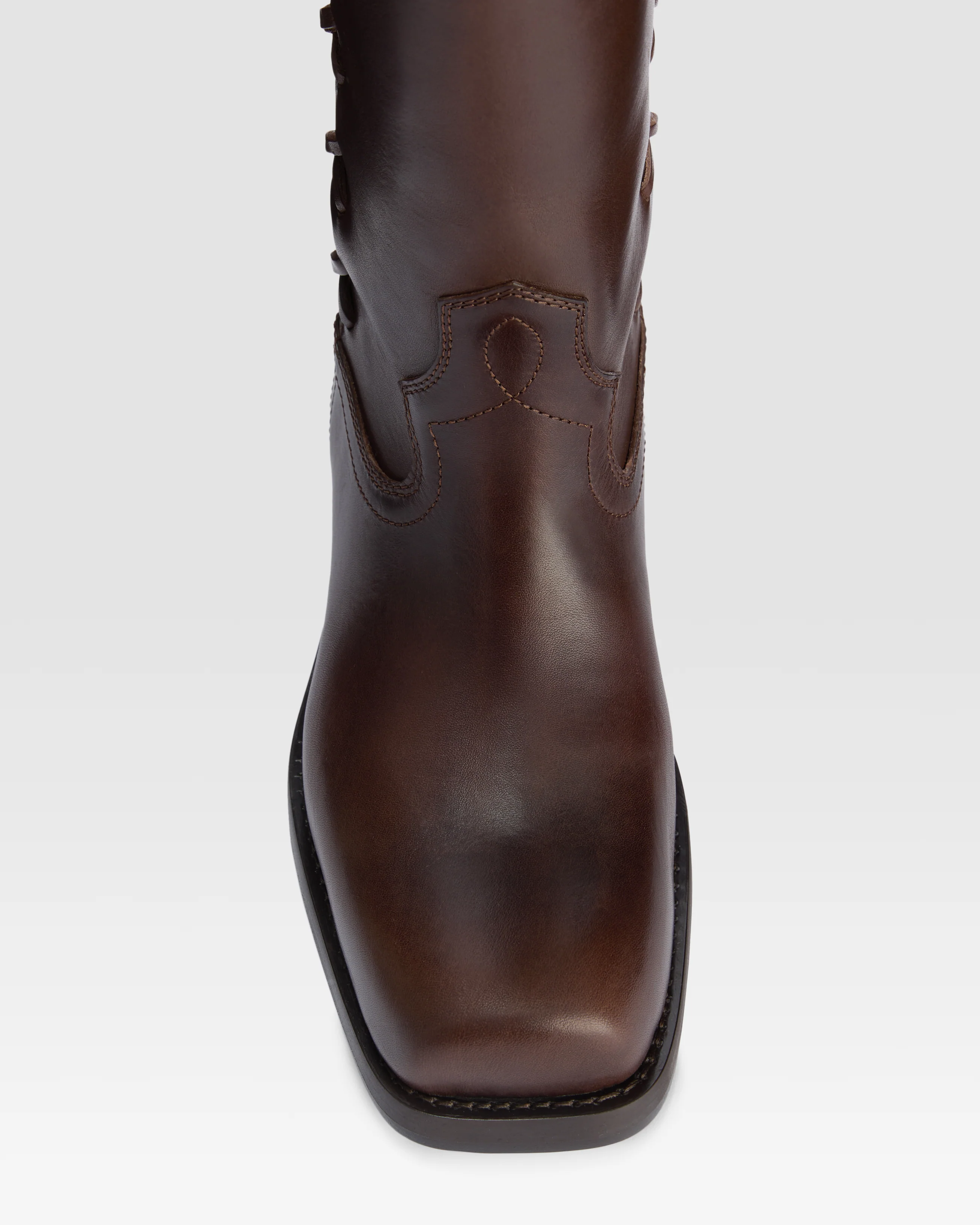 Leather boot with side braiding - Image 4