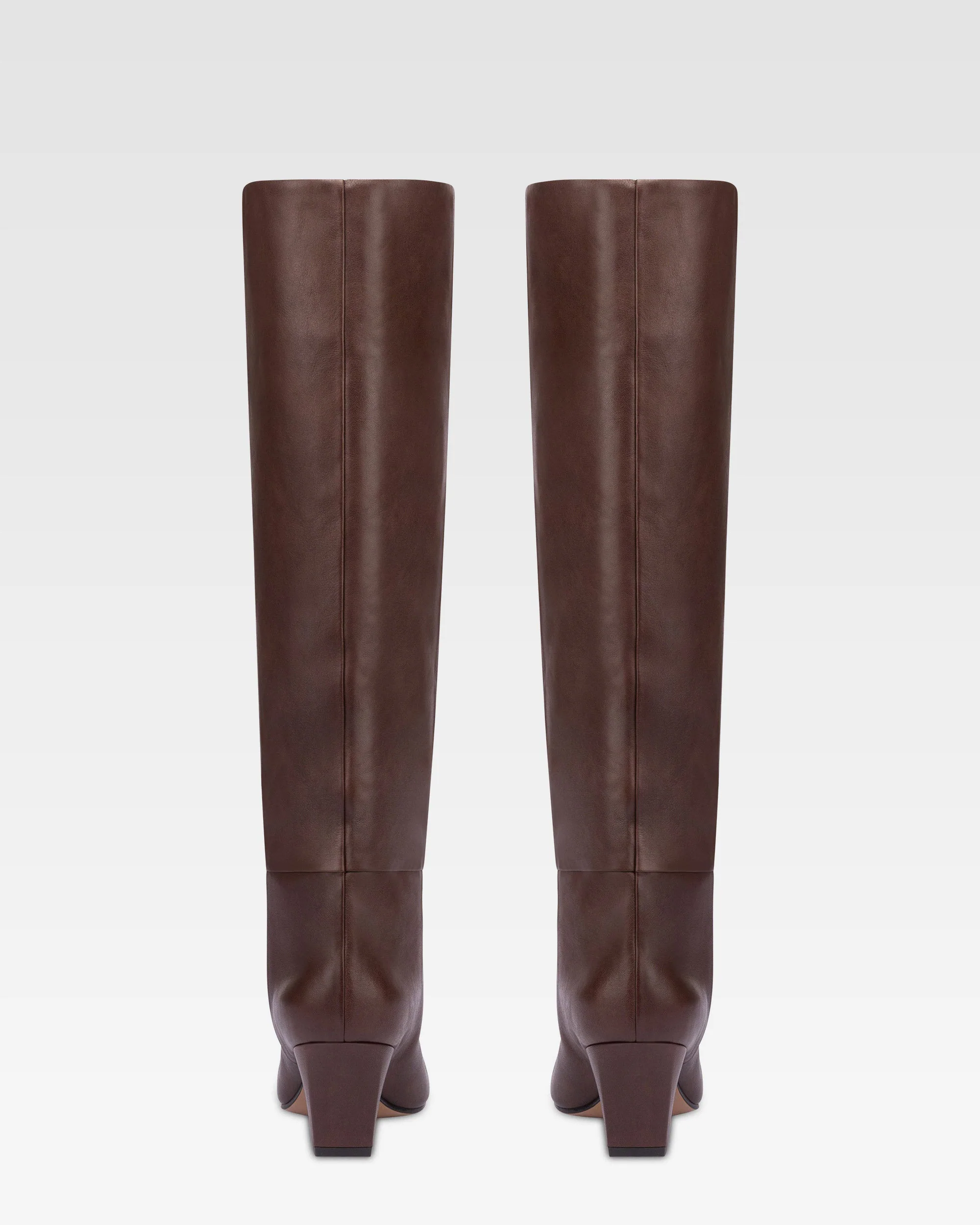 Knee-high, long pointed boot in supple mocha leather - Image 4