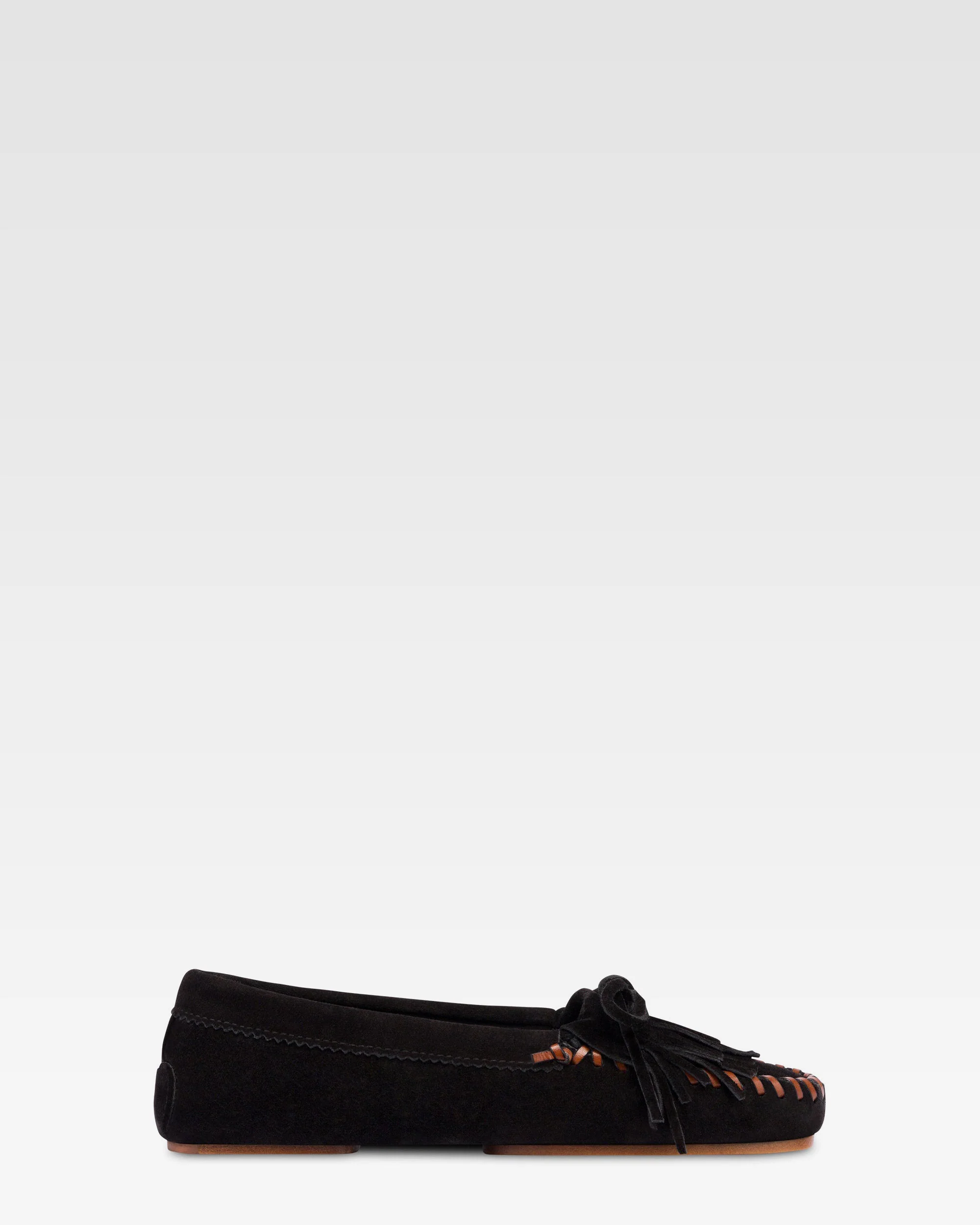 Loafers in black suede leather
