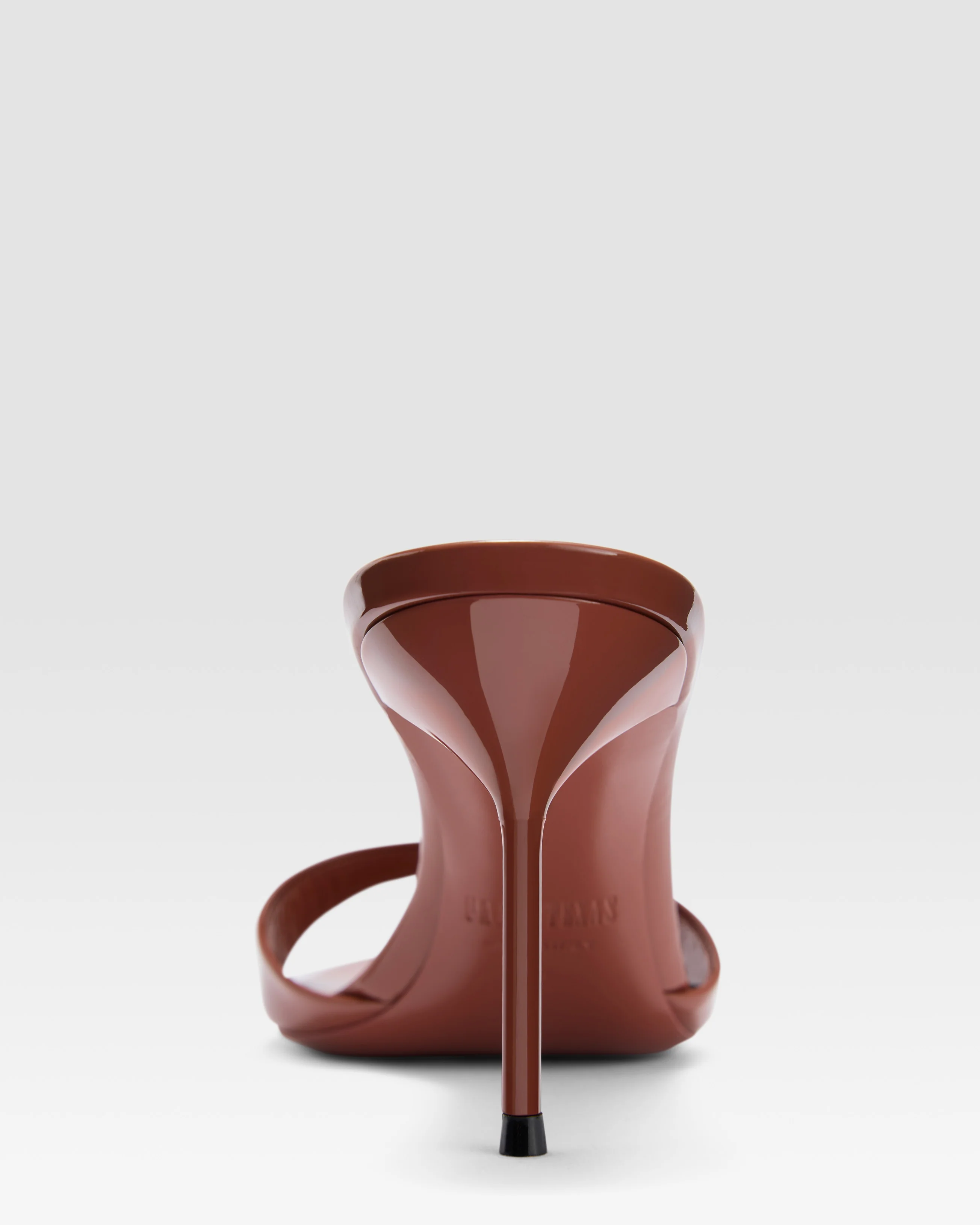 PATENT LEATHER MULE - Image 4