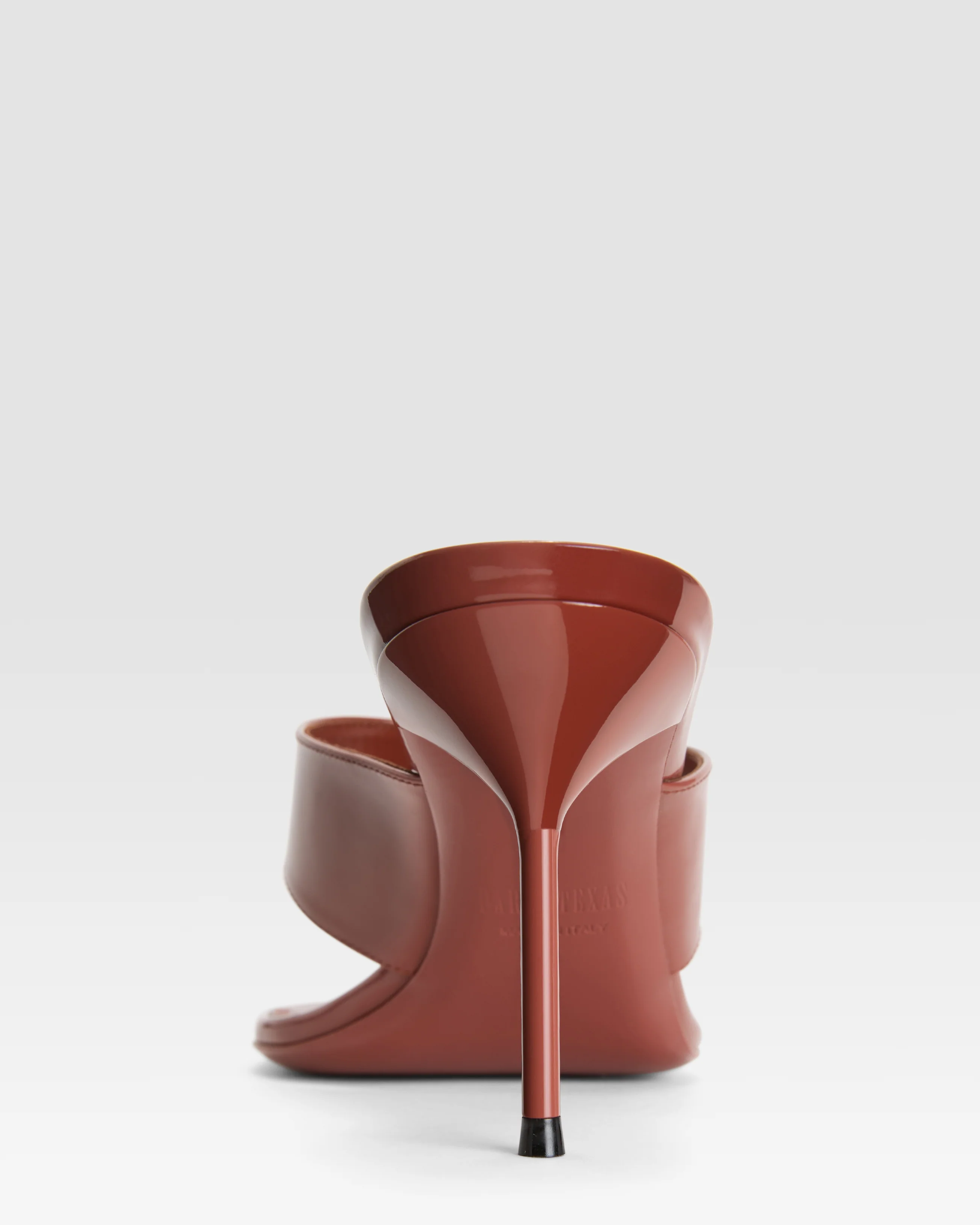 PATENT LEATHER MULE - Image 4
