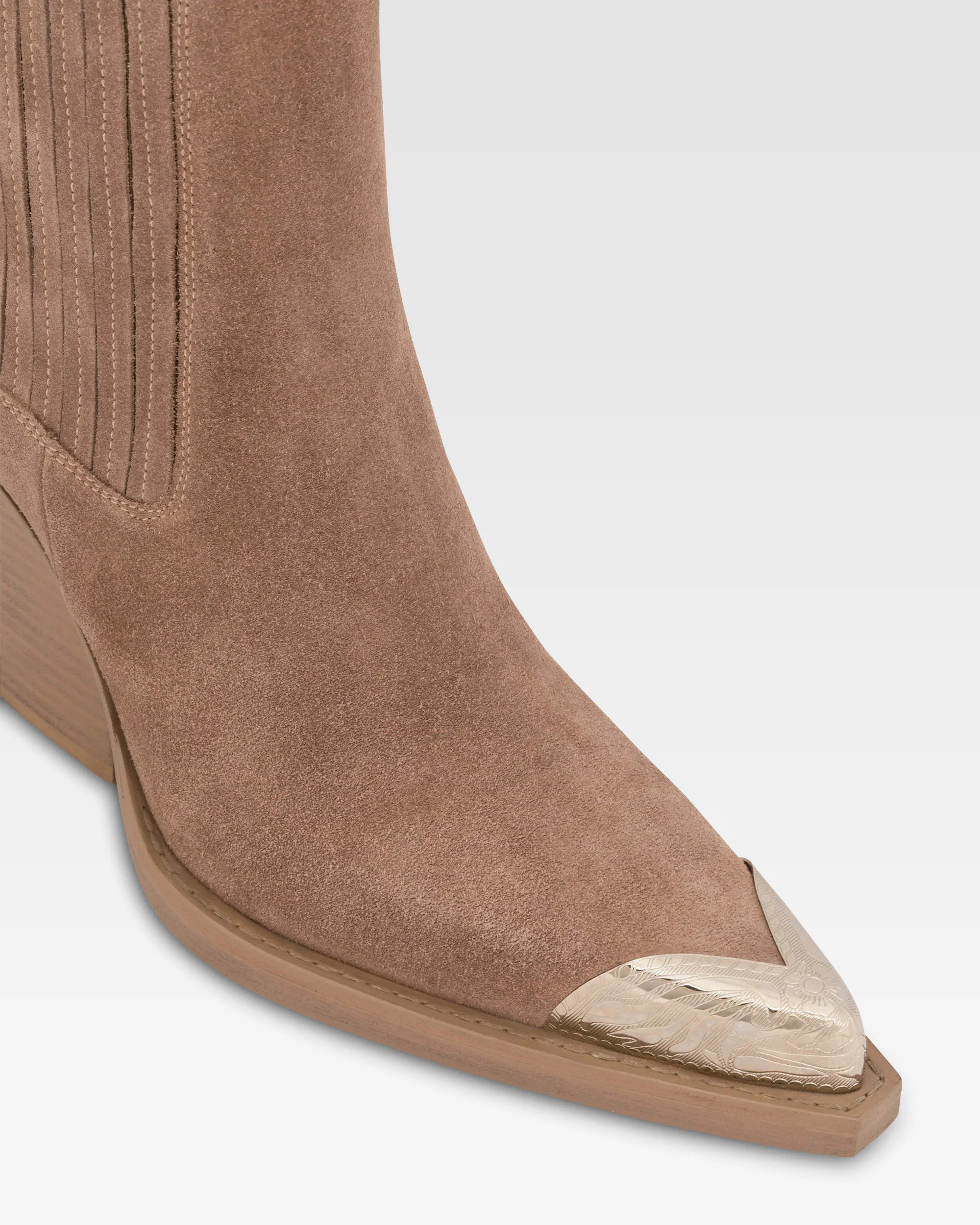 Pointed ankle boots in smooth koala suede leather - Image 5