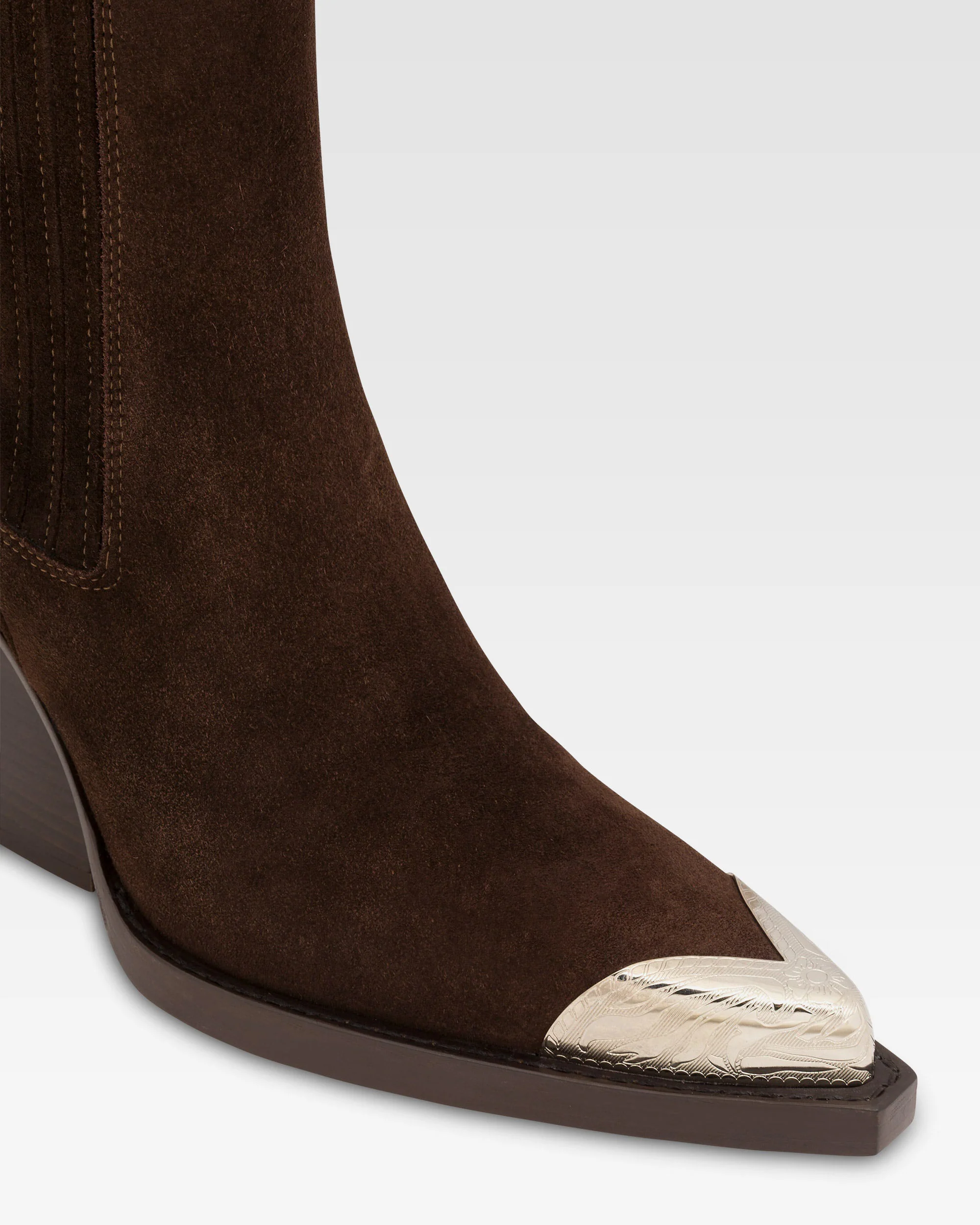 Pointed ankle boots in smooth pepper suede leather - Image 5