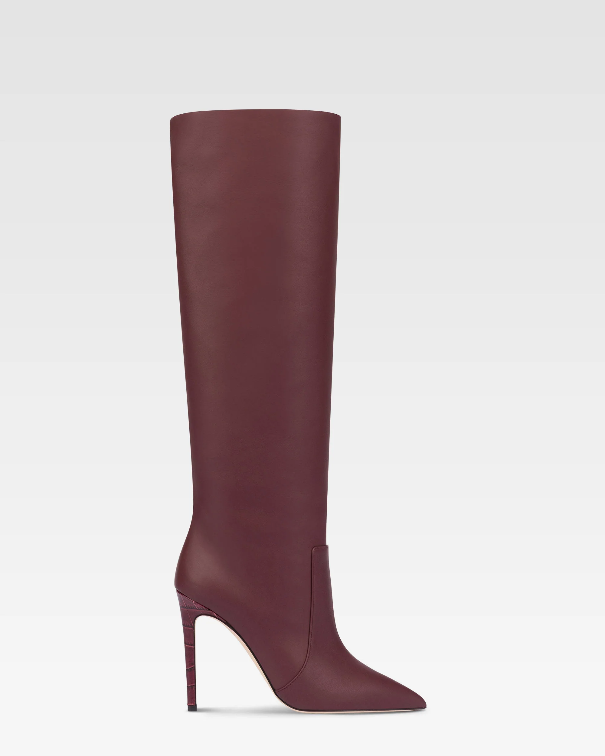 Pointed knee-high boots in smooth burgundy leather