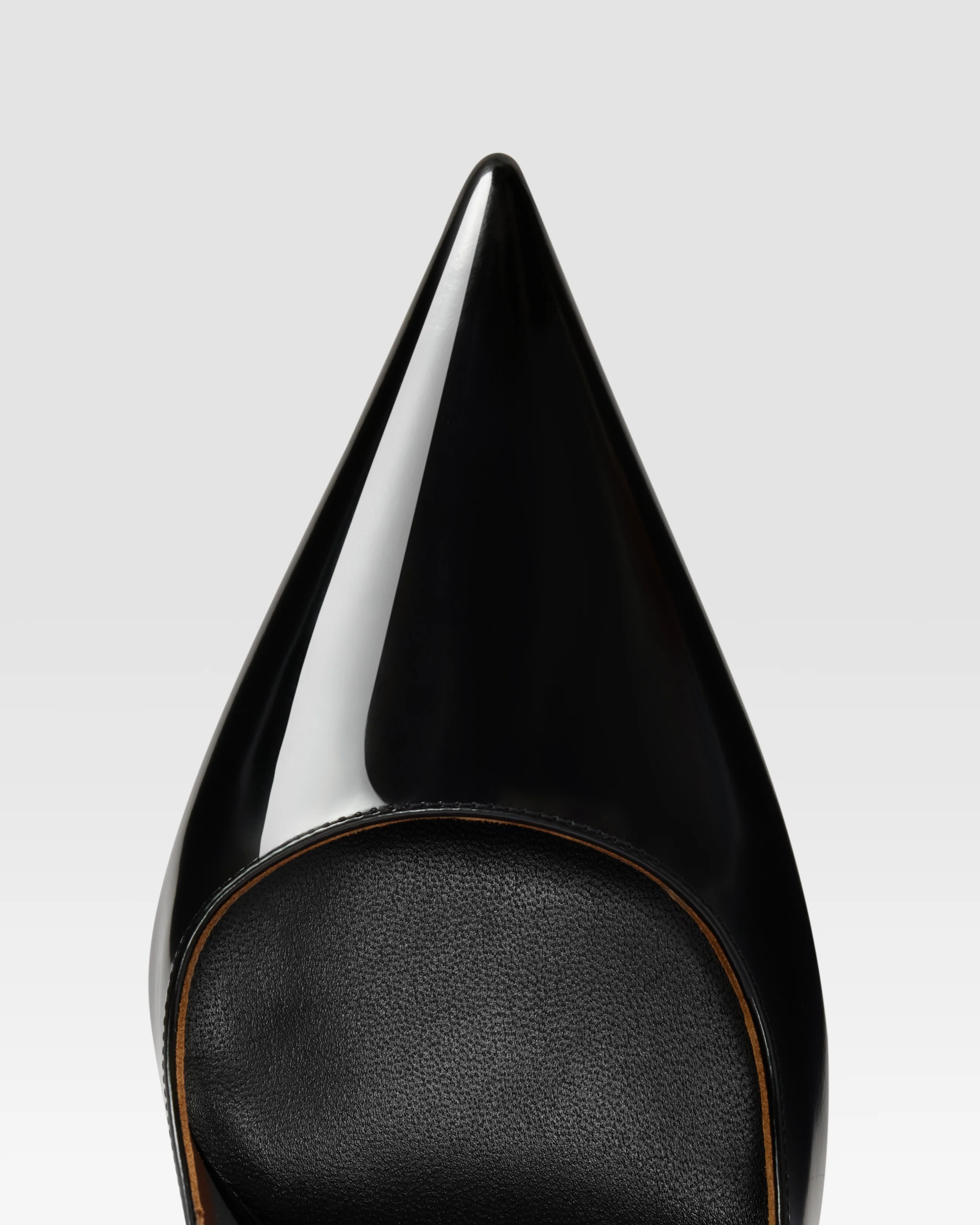 Brushed leather pump - Image 6