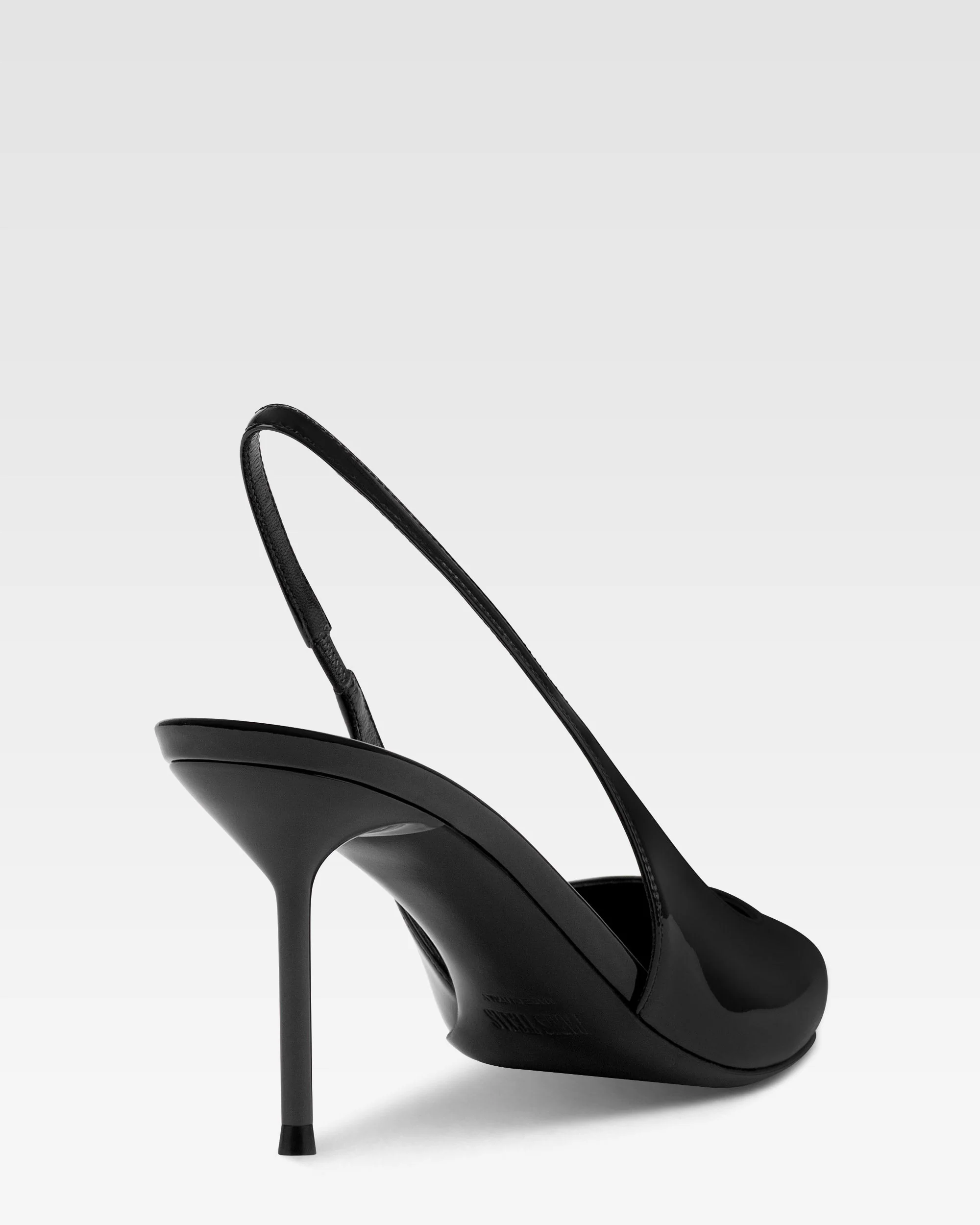 Slingbacks in black patent leather - Image 5
