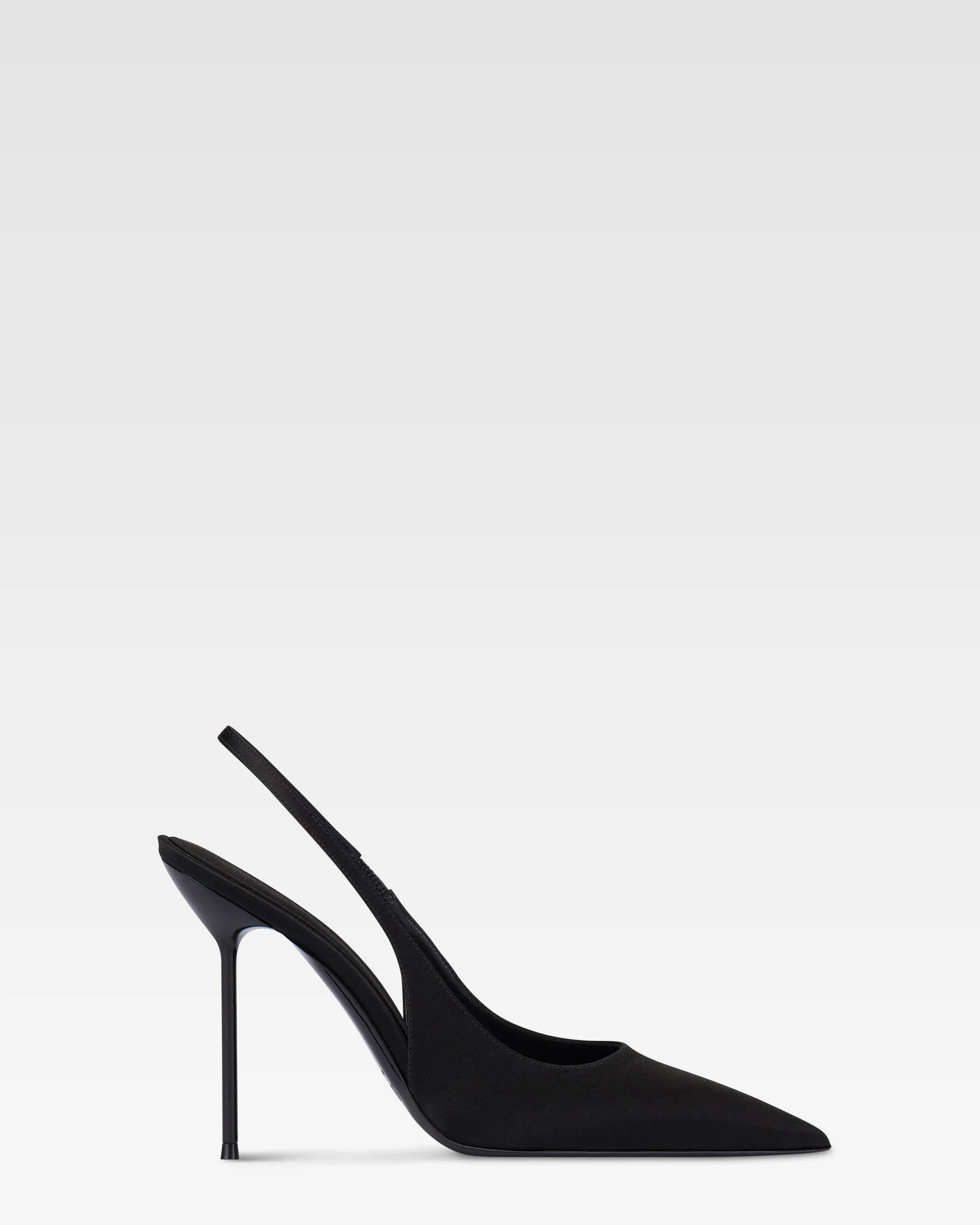Slingbacks in black satin.