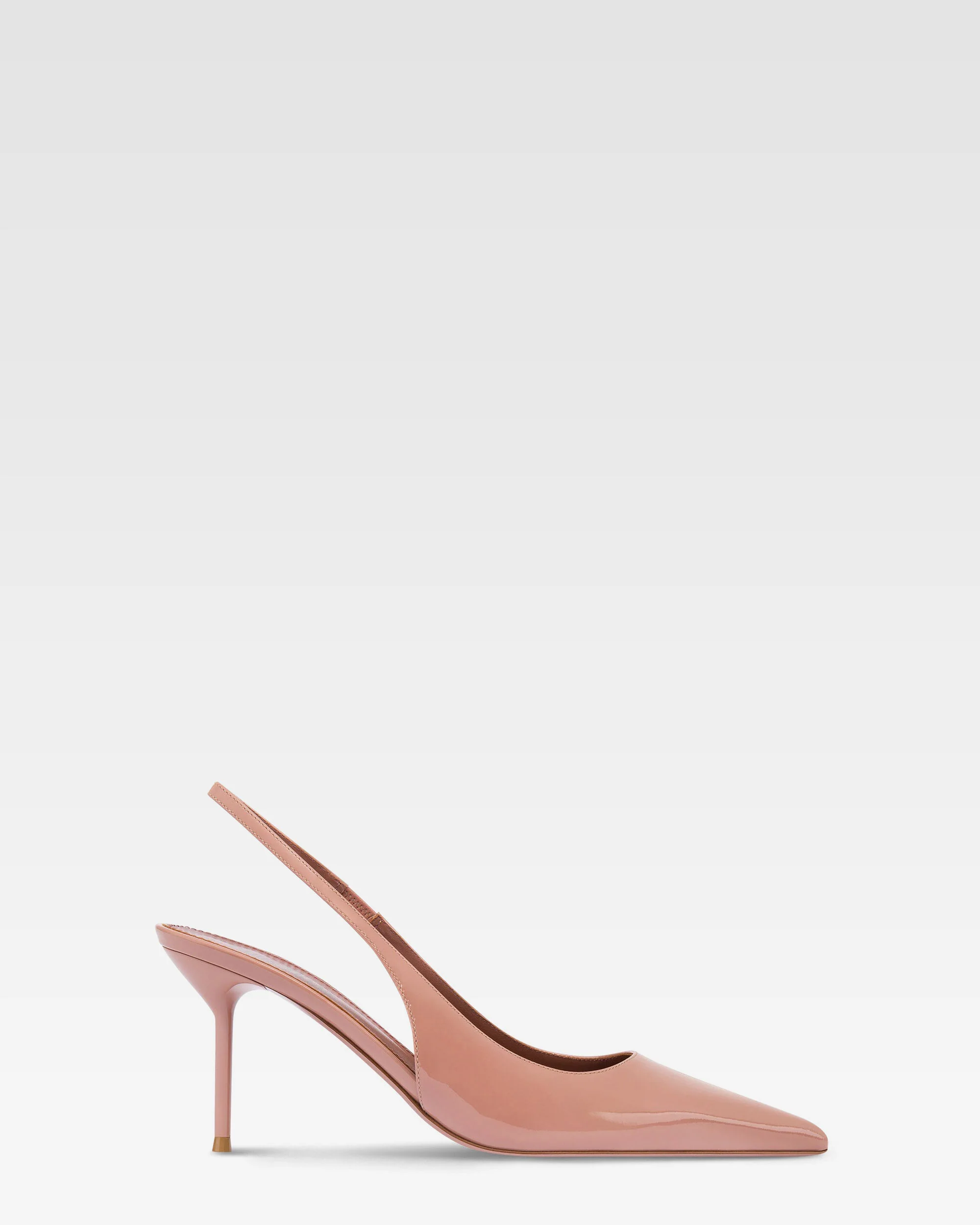 Slingbacks in dark phard patent leather