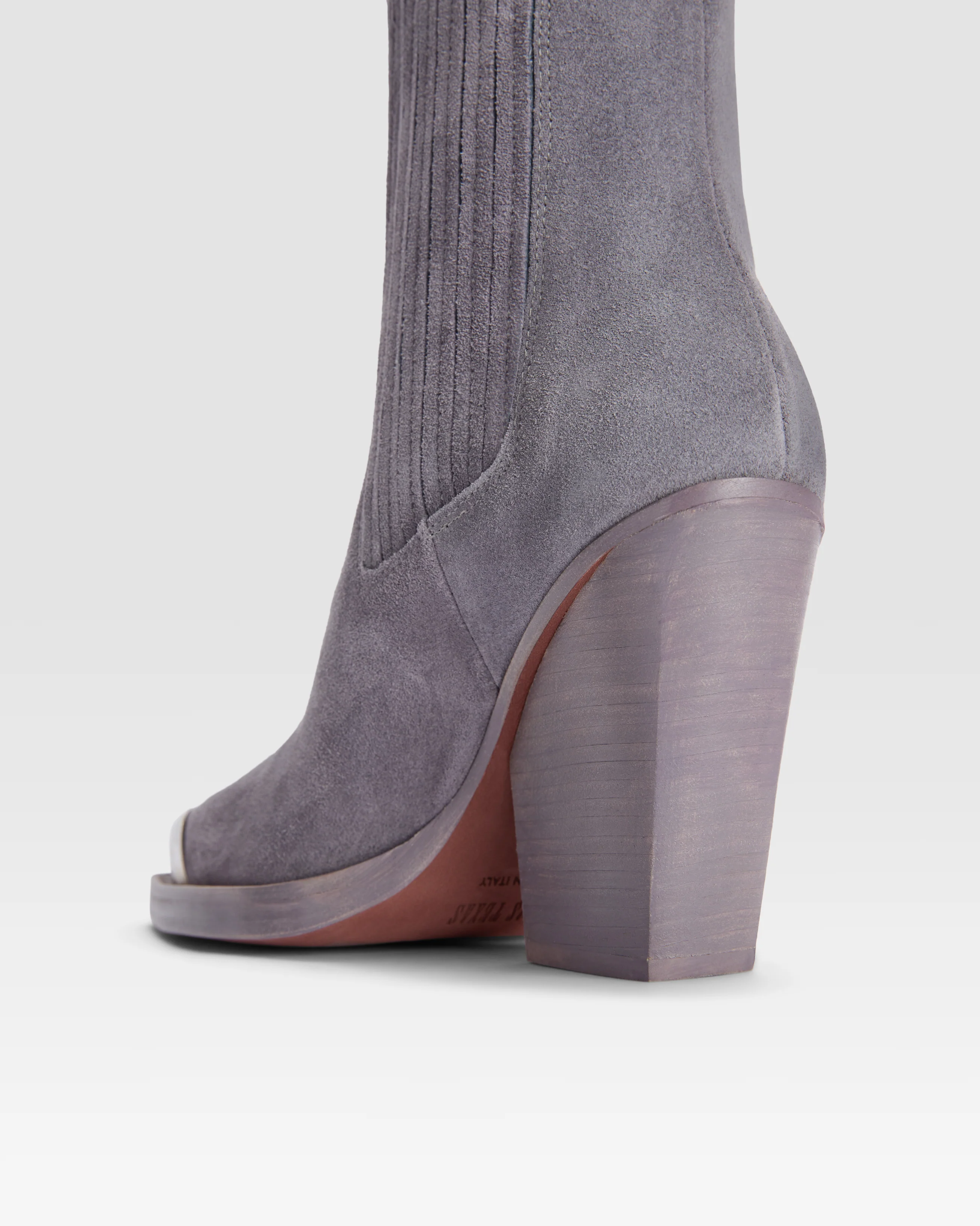 Suede Western ankle boot - Image 5