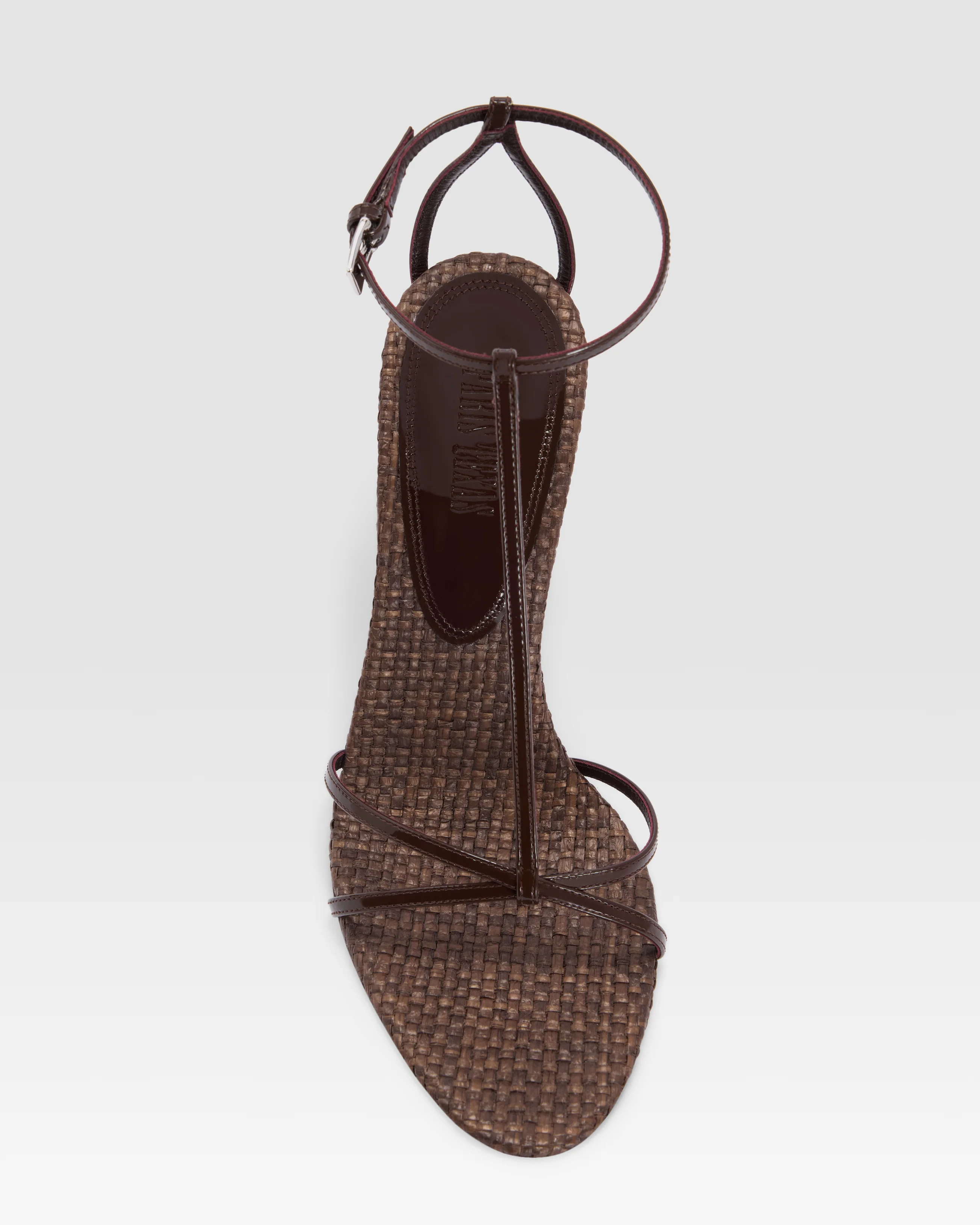 T-STRAP SANDAL IN PATENT LEATHER AND RAFFIA - Image 5
