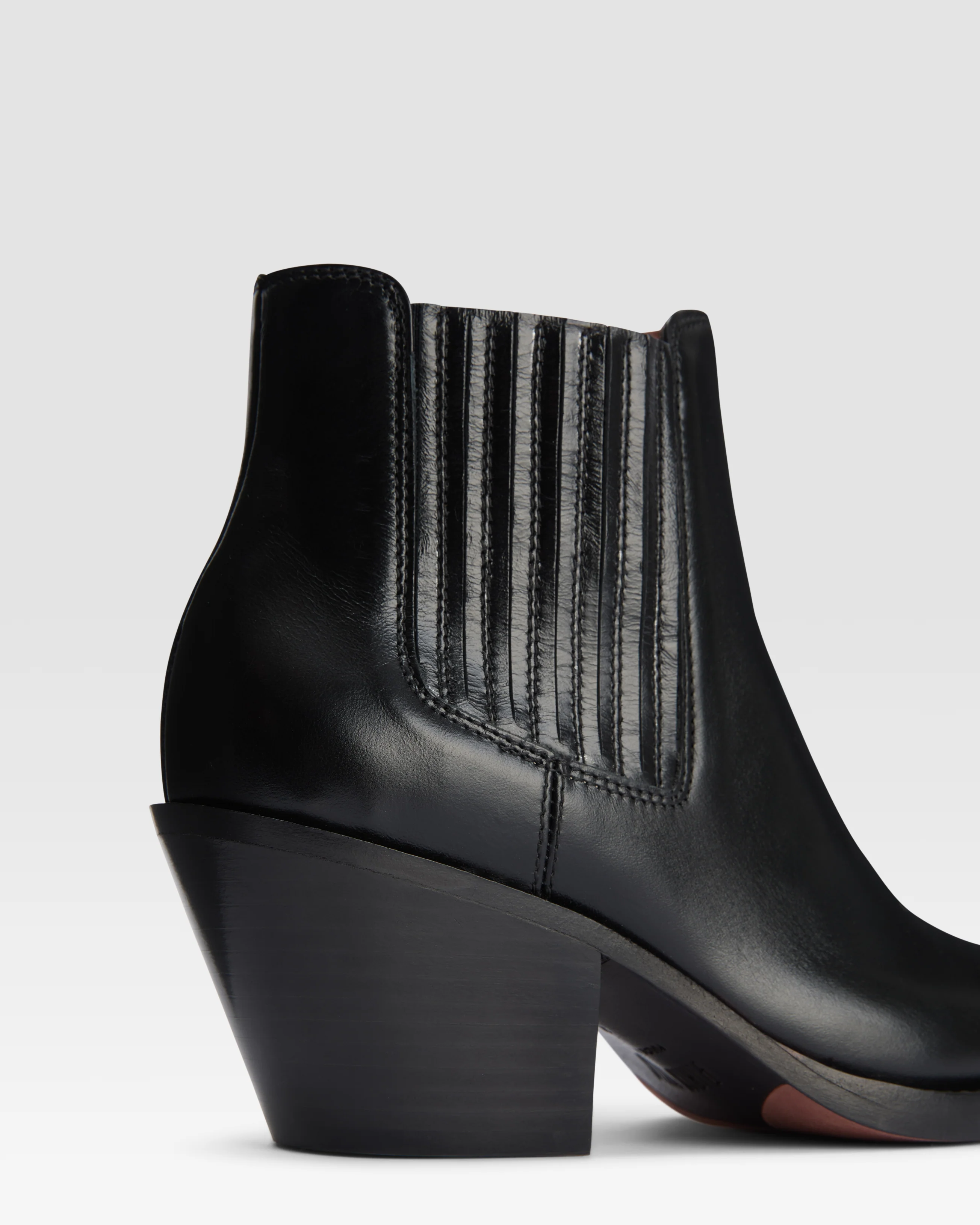 Patent leather ankle boot - Image 4