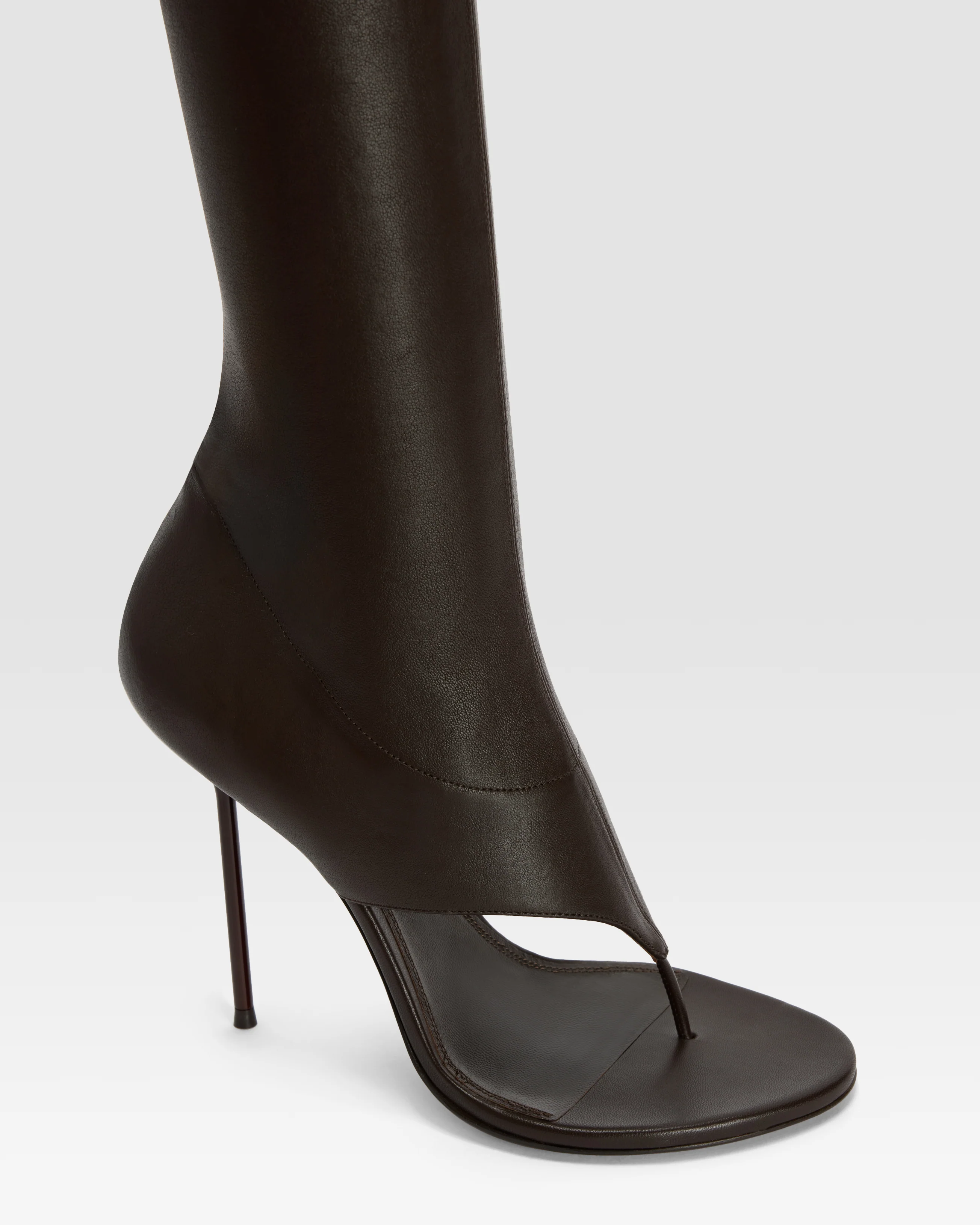 Stretch nappa leather thong boot - Image 5